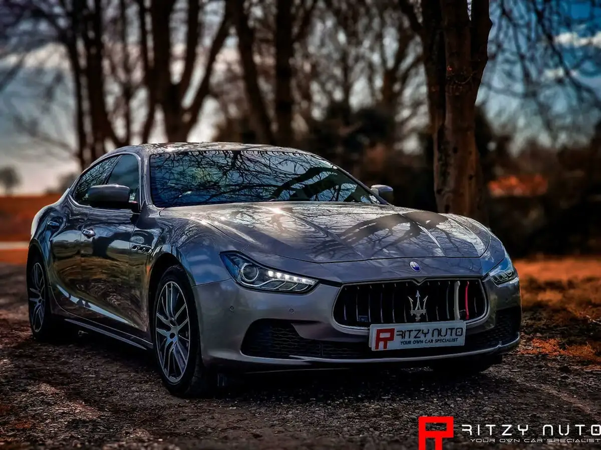 2016-maserati-ghibli-30td-big-6
