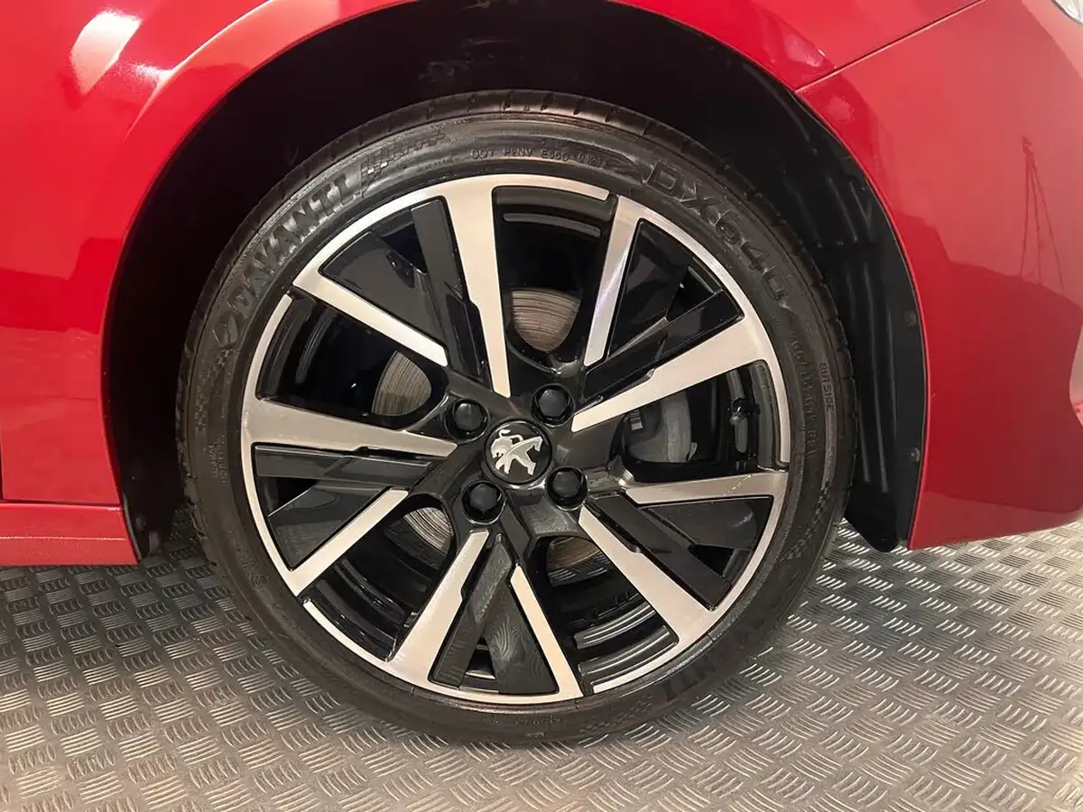 2020-peugeot-208-12-puretech-allure-100bhp-big-17