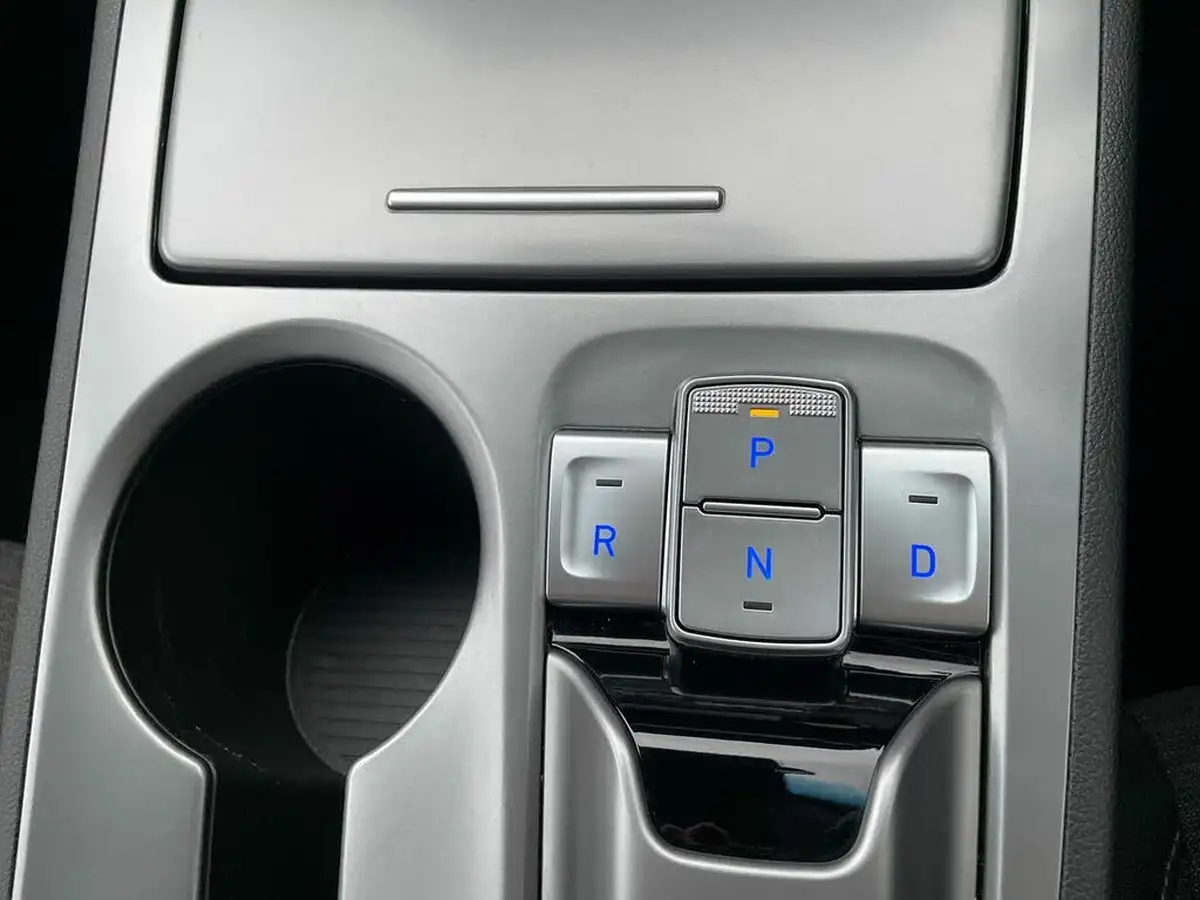2022-hyundai-kona-e-premium-204ps-64kwh-7kw-obc-big-22