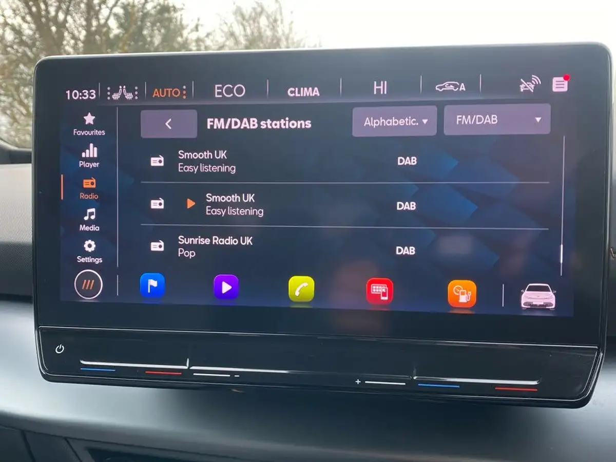 2022-cupra-born-e-v3-204ps-58kwh-big-23