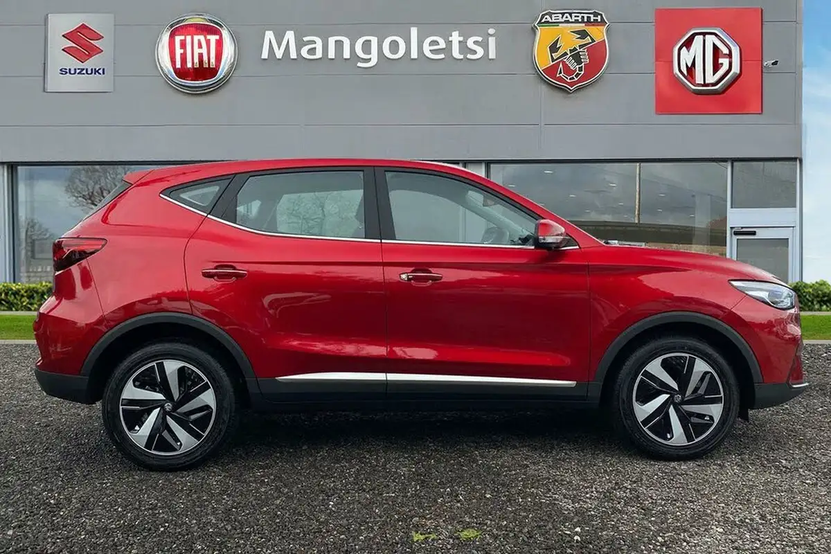 2025-mg-zs-suv-e-se-ev-156ps-long-range-big-3