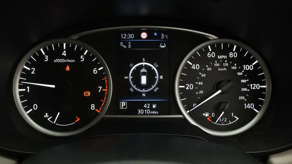 2022-nissan-micra-10-ig-t-tekna-cvt-big-10