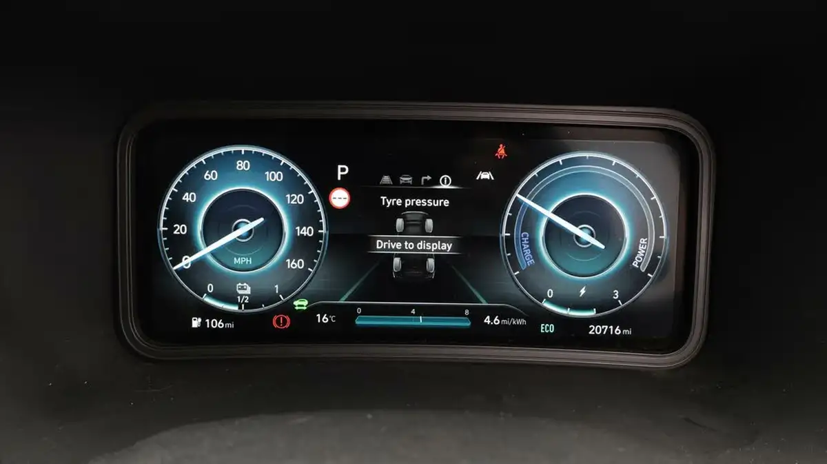 2022-hyundai-kona-e-premium-204ps-64kwh-7kw-obc-big-10