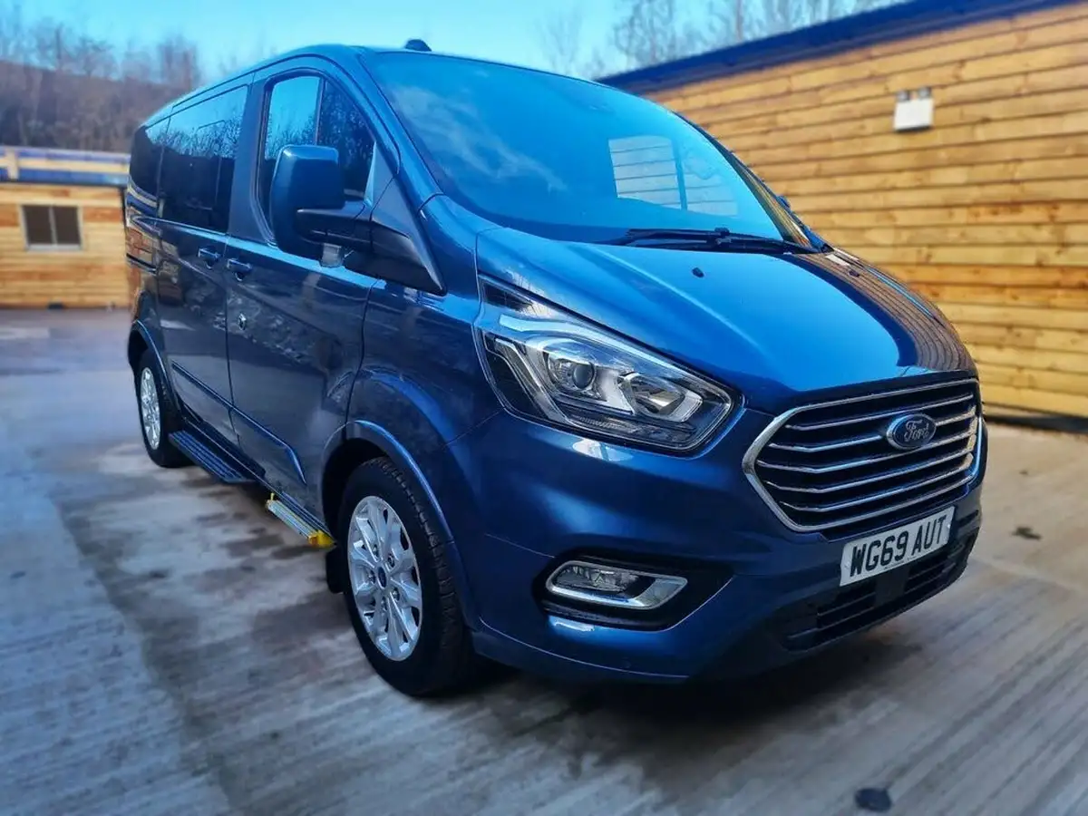 2019-ford-tourneo-custom-20tdci-320-l1-titanium-130pseu6dt-auto-big-4