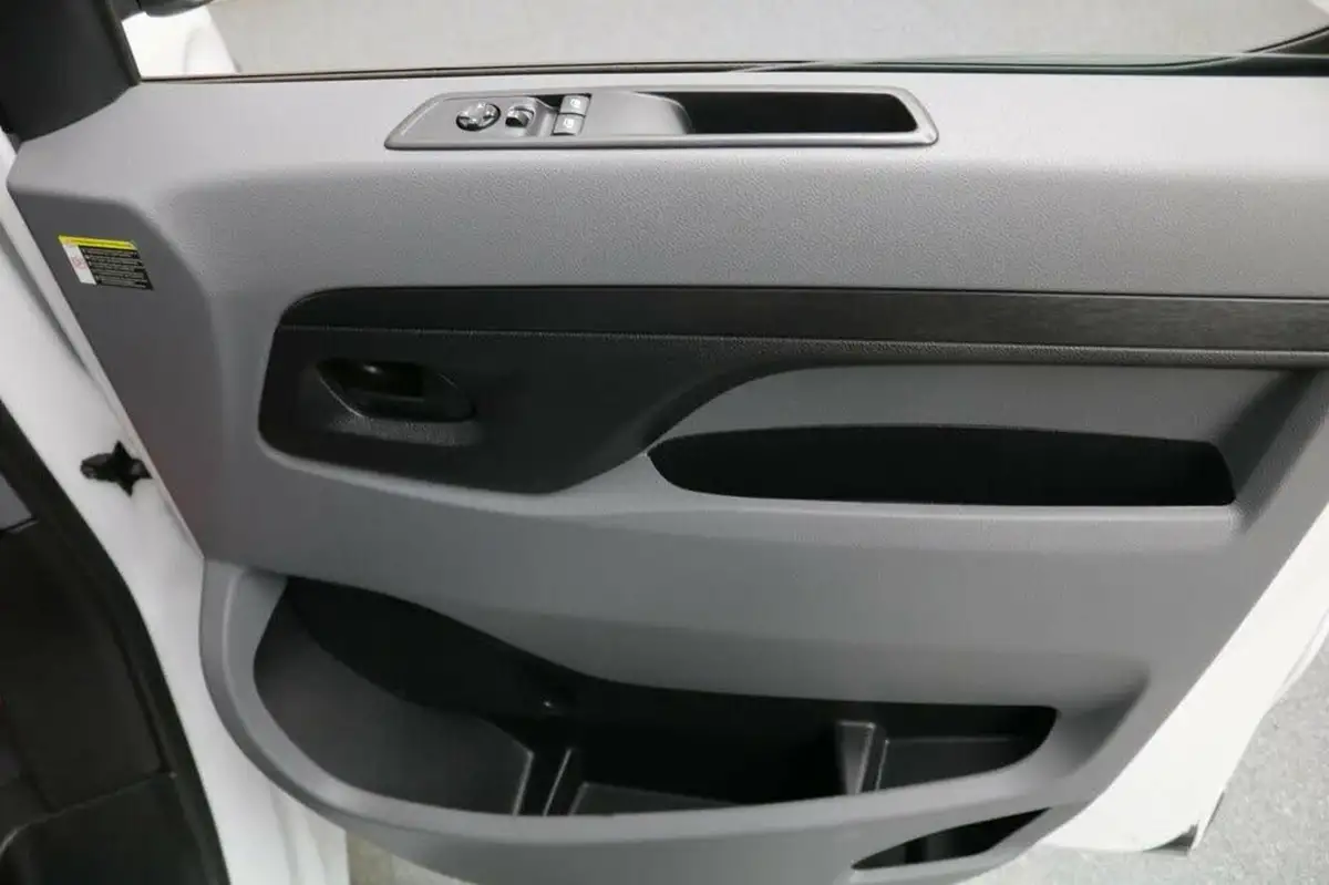 2021-peugeot-expert-e-professional-standard-75kwh-panel-big-63