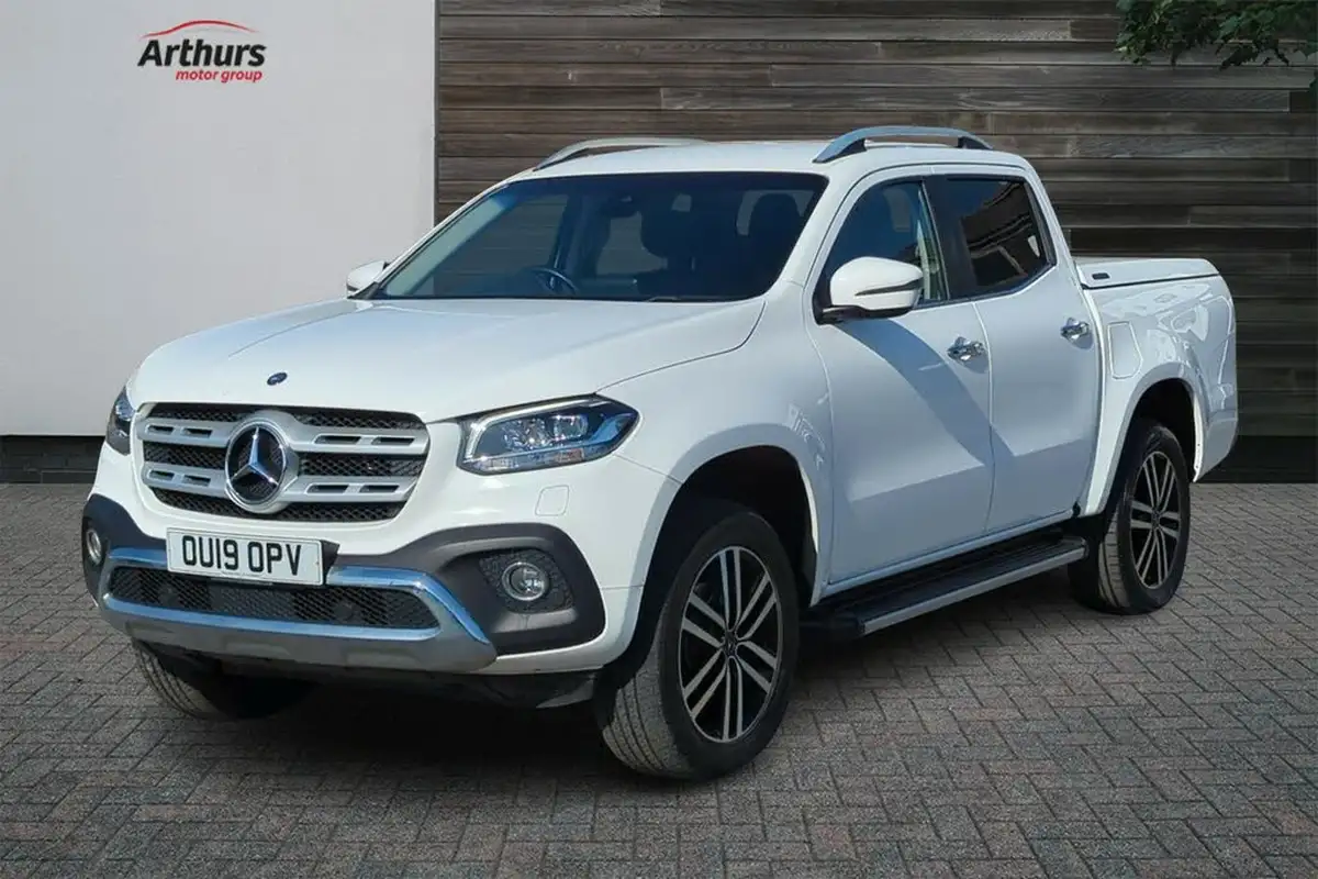 2019-mercedes-benz-x-class-23td-250-power-big-6