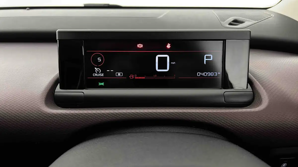 2018-citroen-c4-cactus-12-puretech-flair-110ps-eat6-big-15
