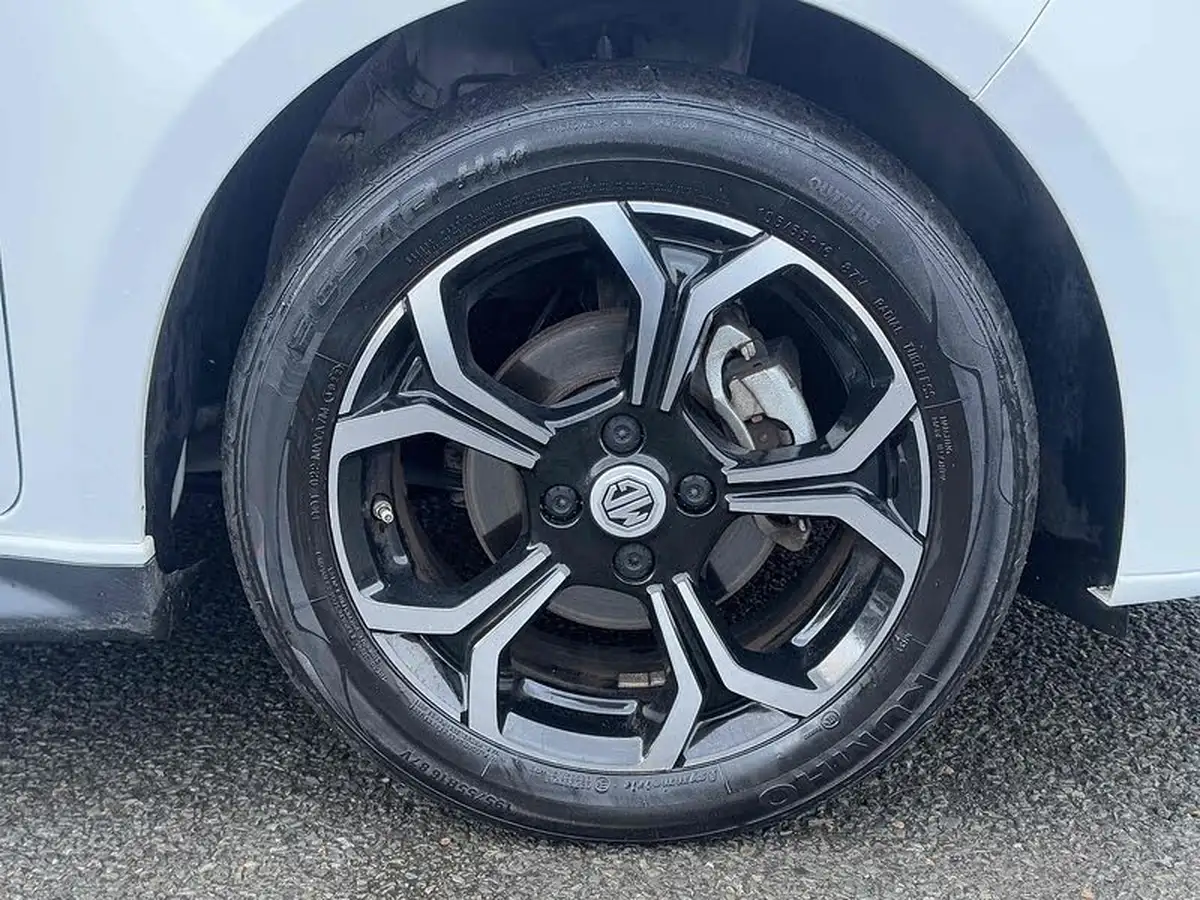 2023-mg-mg3-15-vti-tech-exclusive-nav-big-15