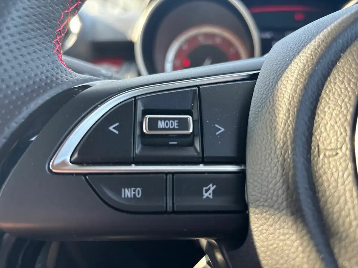 2023-suzuki-swift-14-boosterjet-sport-big-20