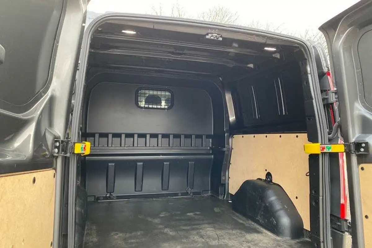 2023-ford-transit-custom-20tdci-320-l2h1-limited-170pseu6dt-double-cab-in-van-1997cc-auto-big-3