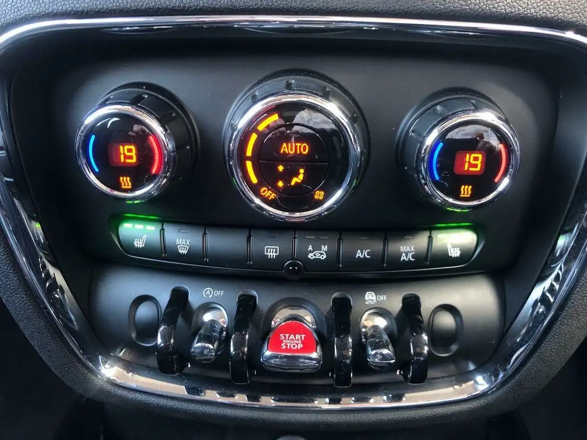 2020-mini-clubman-15-cooper-exclusive-auto-big-24