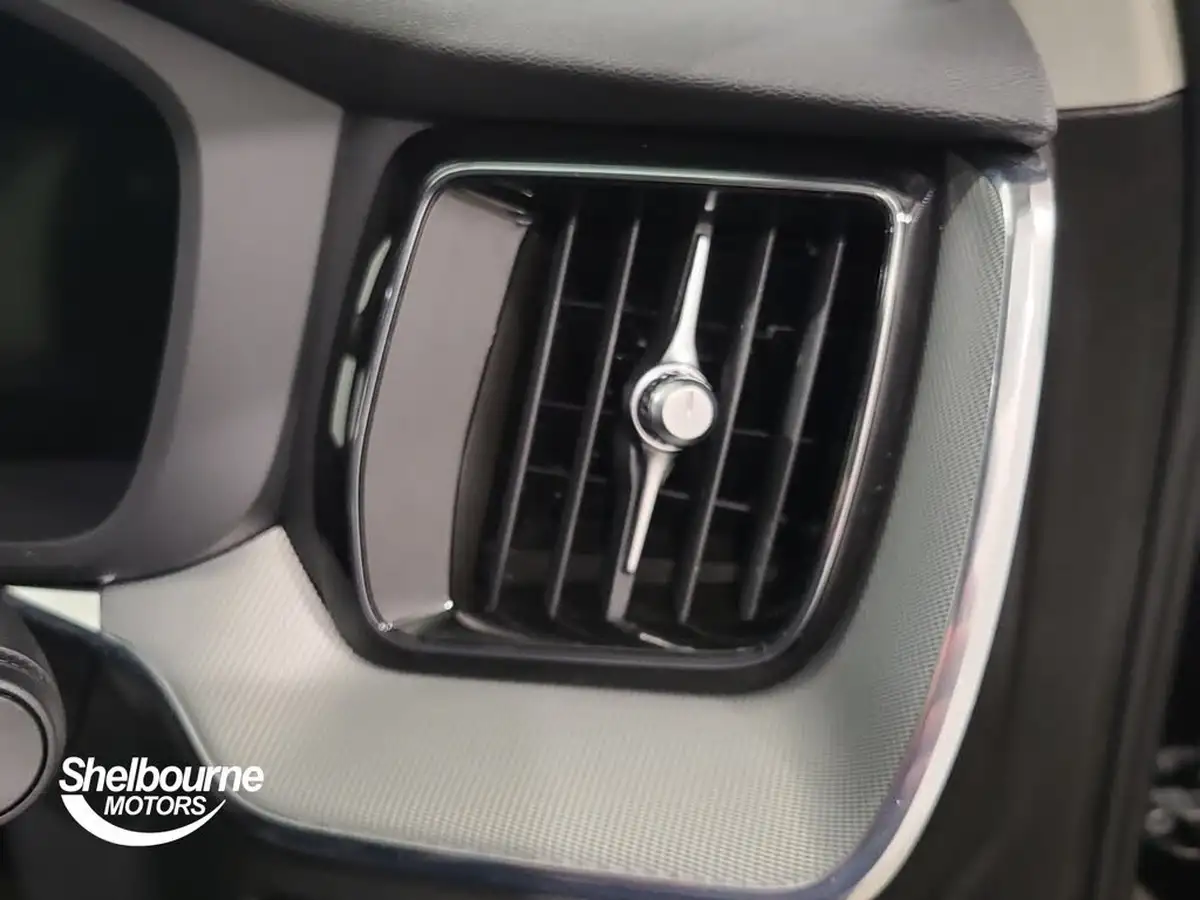 2023-volvo-xc60-20td-b4-plus-big-27