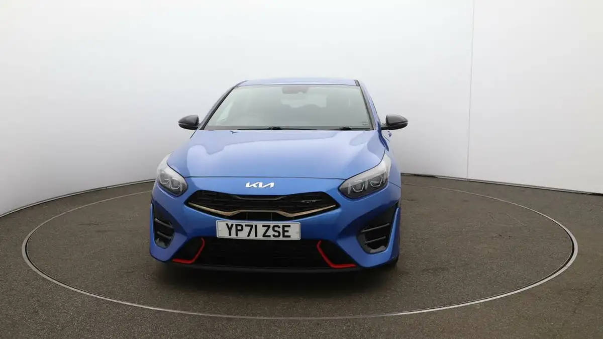 2022-kia-pro-ceed-16-t-gdi-gt-big-35