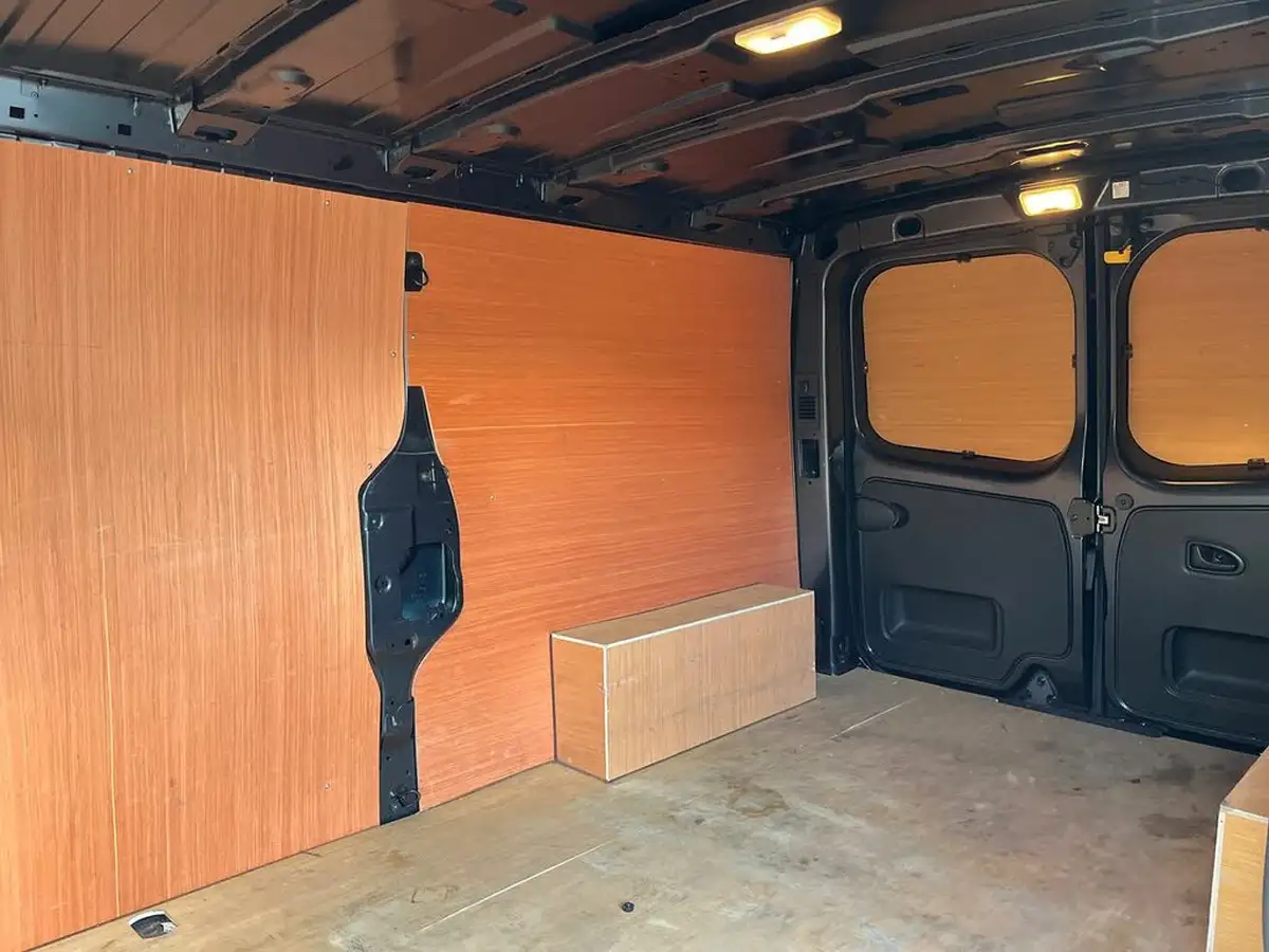 2023-renault-trafic-20dci-ll30-130-sport-big-8