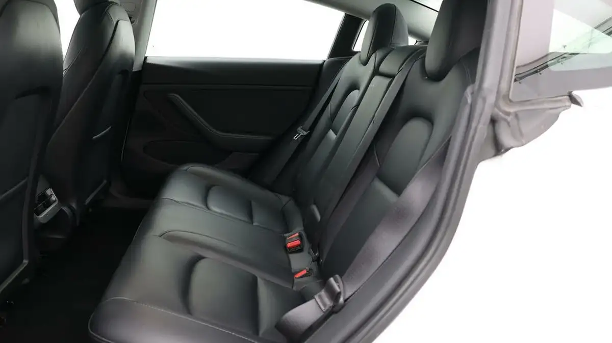 2020-tesla-model-3-e-standard-plus-big-16