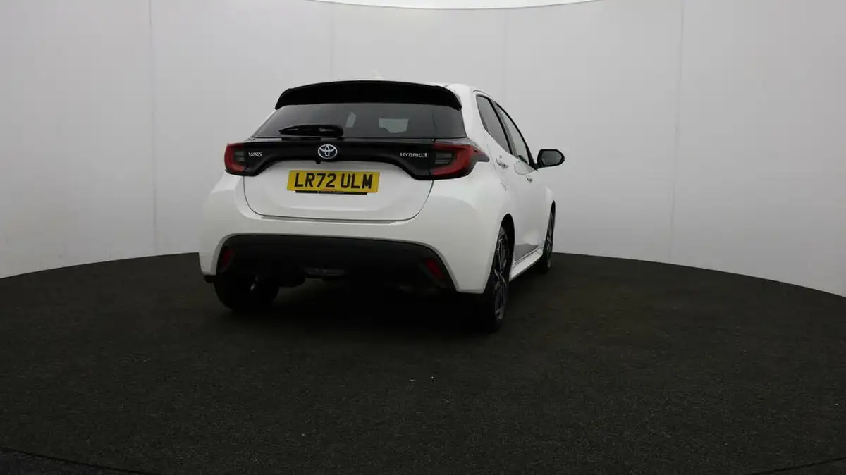 2022-toyota-yaris-15-vvt-i-design-big-74