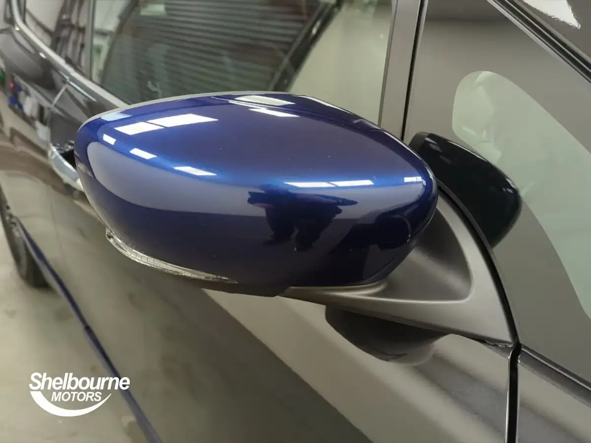 2024-nissan-leaf-e-e-tekna-59kwh-big-20