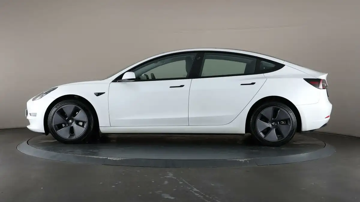2021-tesla-model-3-e-long-range-4x4-big-4