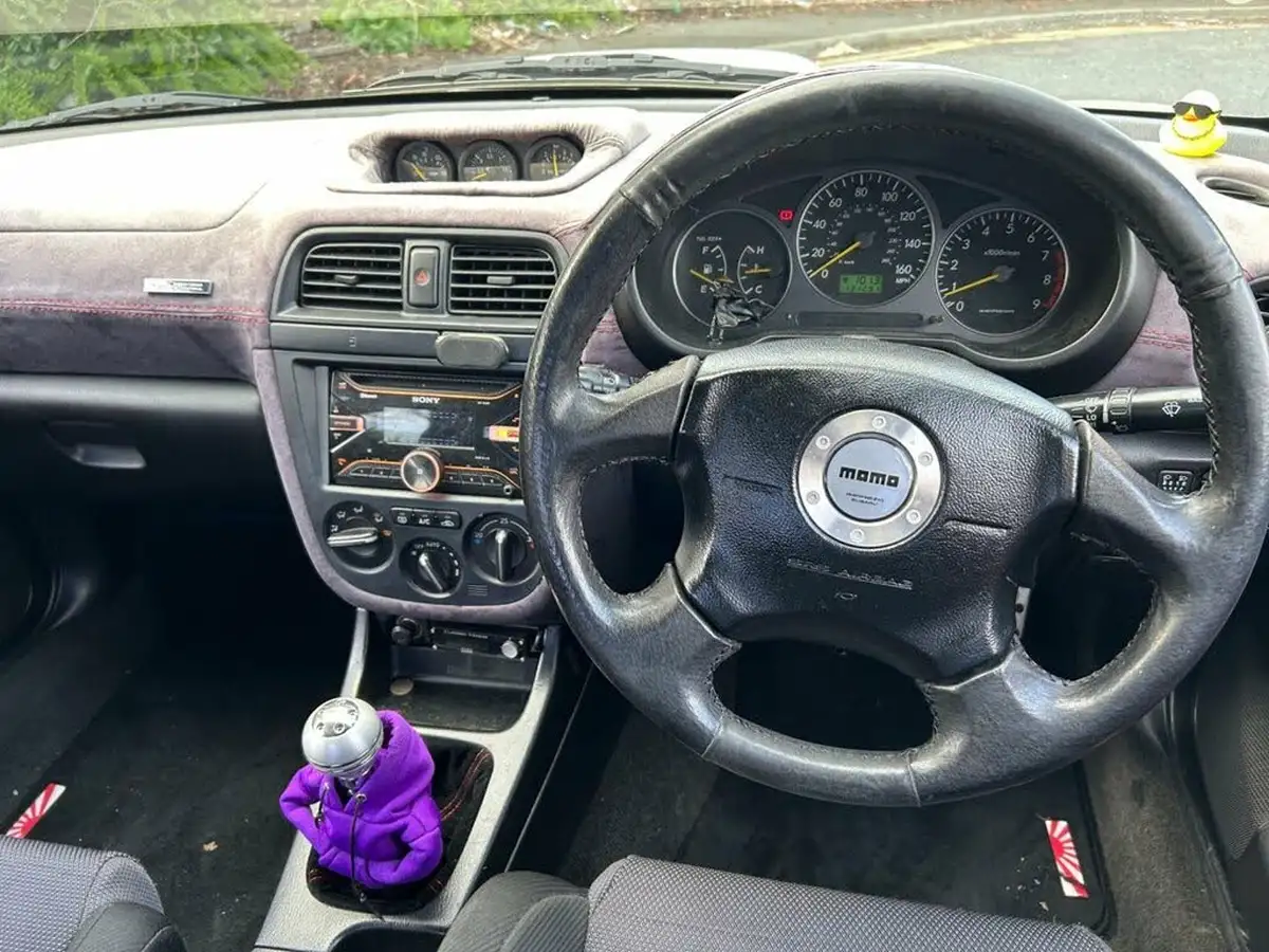 2001-subaru-impreza-20-wrx-saloon-4d-big-17