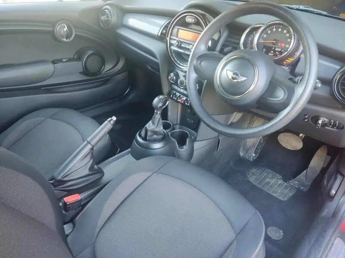 2014-mini-cooper-15-cooper-3d-auto-big-15