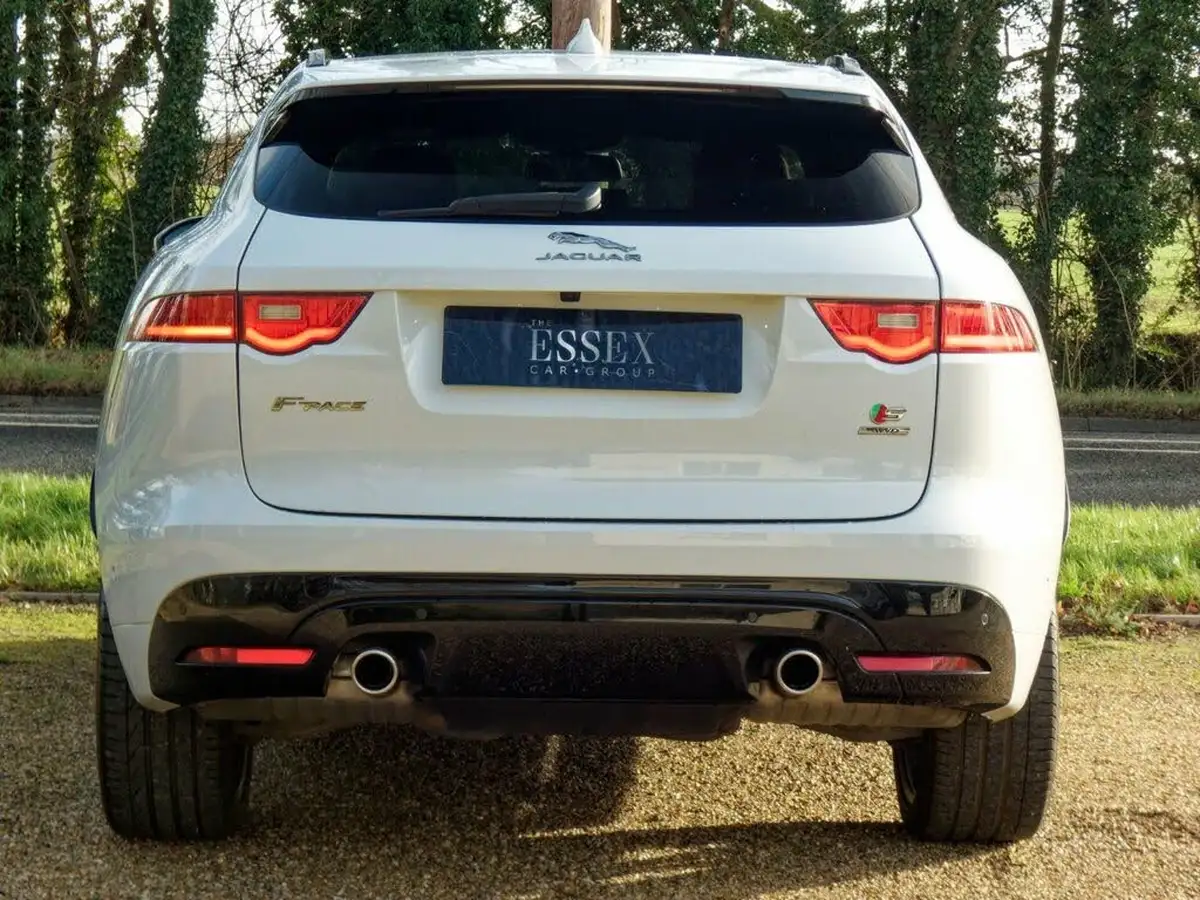 2018-jaguar-f-pace-30td-s-awd-big-9