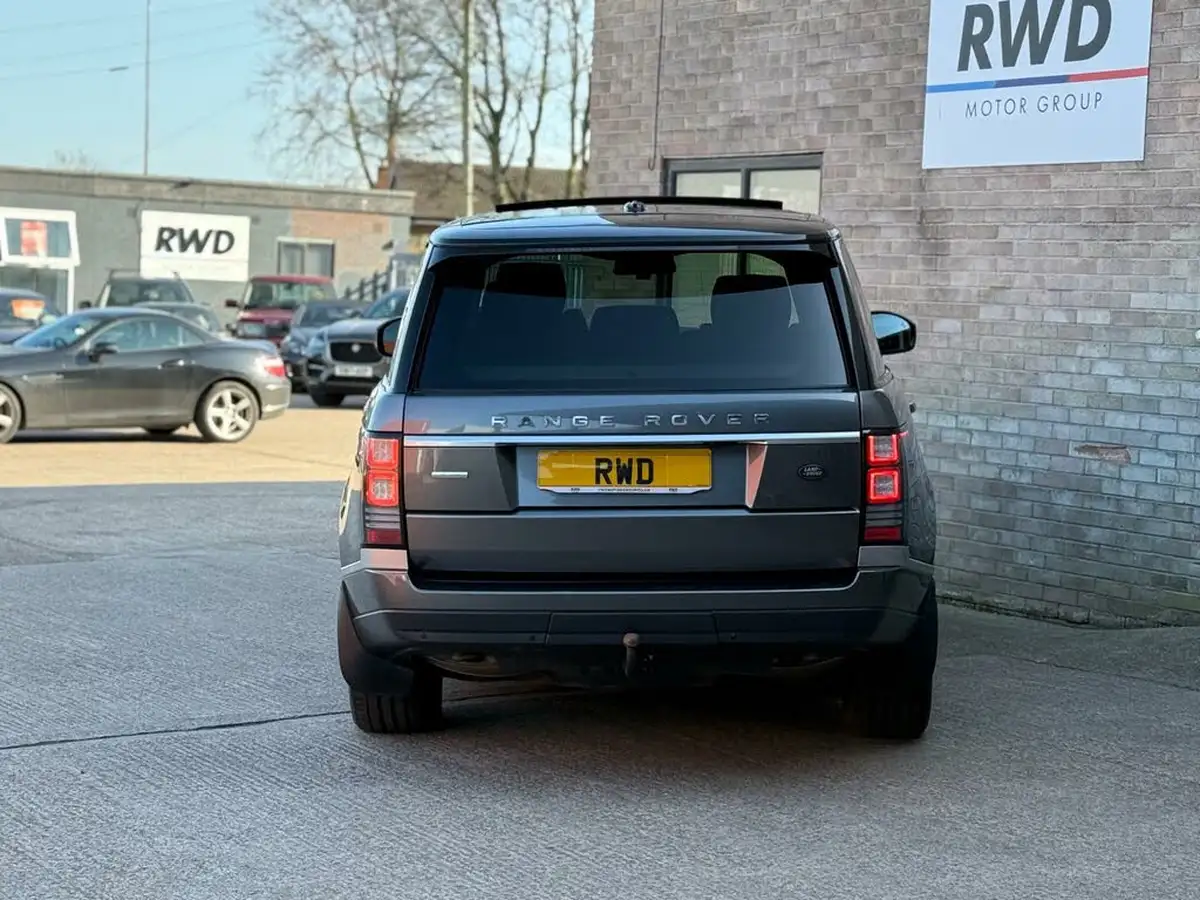 2013-land-rover-range-rover-44-sdv8-autobiography-big-16