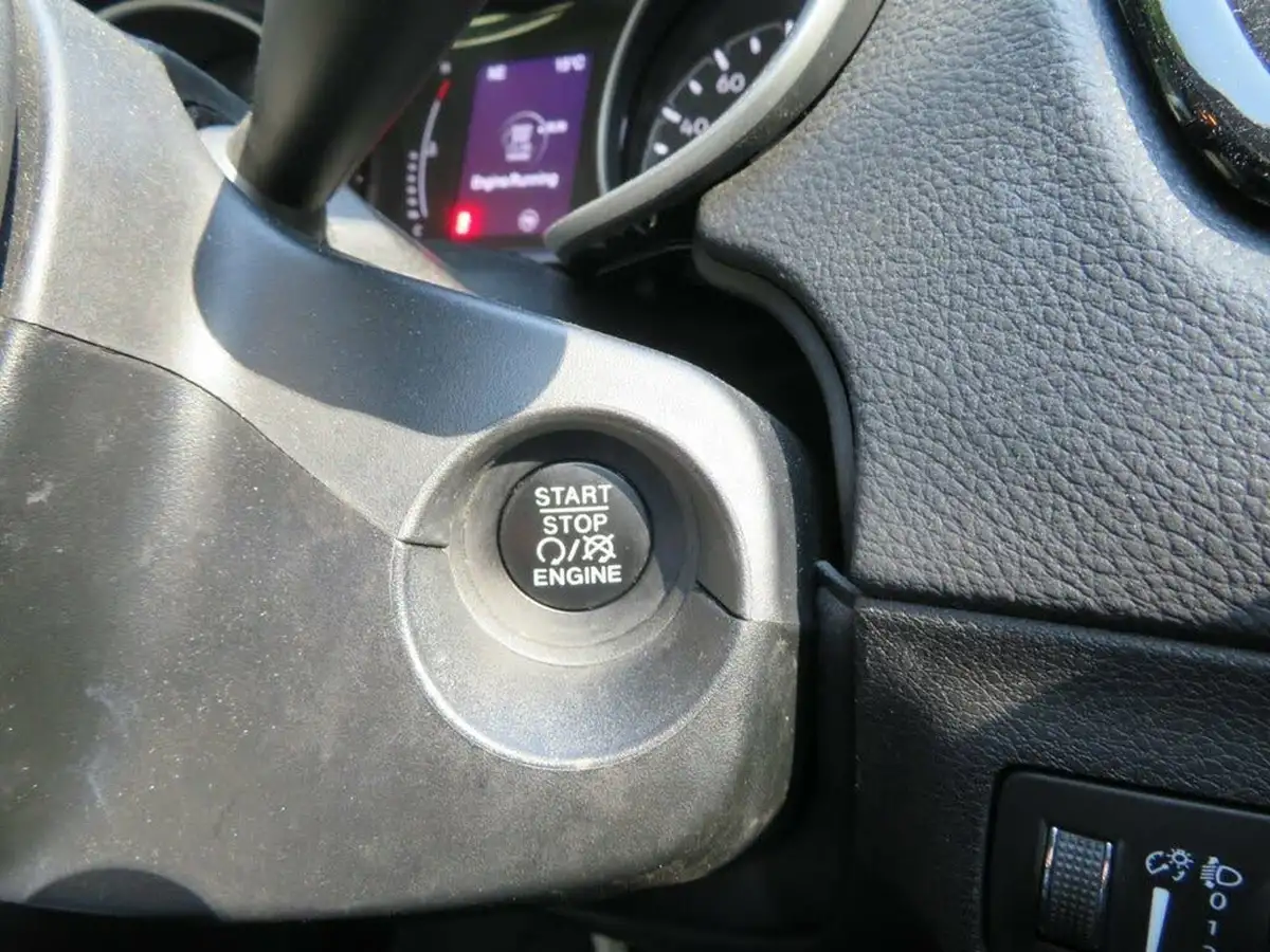 2020-jeep-compass-16-multijet-ii-night-eagle-big-14