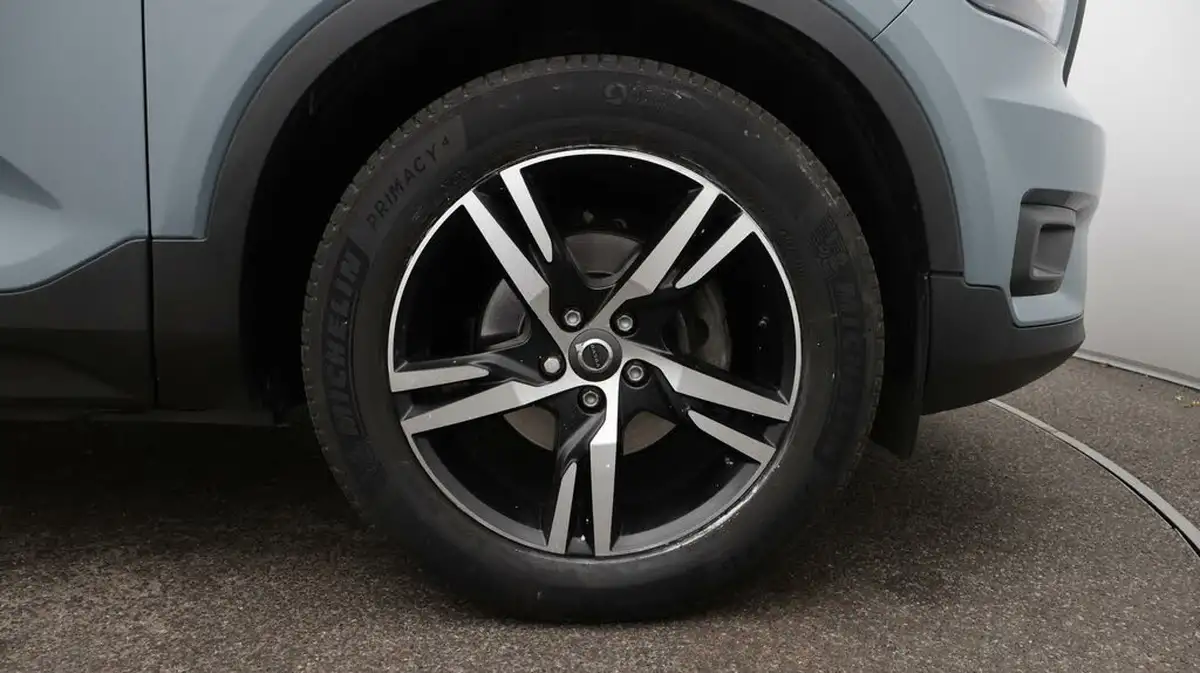 2021-volvo-xc40-15-t3-r-design-161bhp-auto-big-18