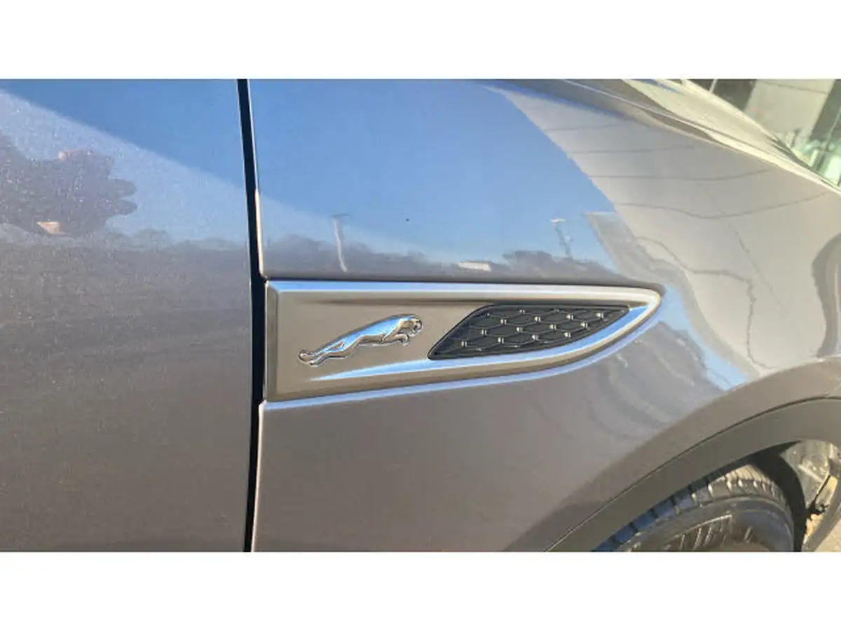 2022-jaguar-e-pace-20-d200-s-big-19