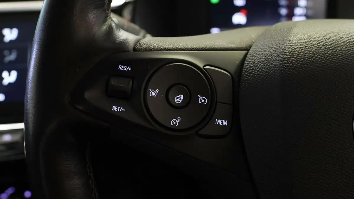 2020-vauxhall-corsa-12-turbo-elite-nav-premium-big-21