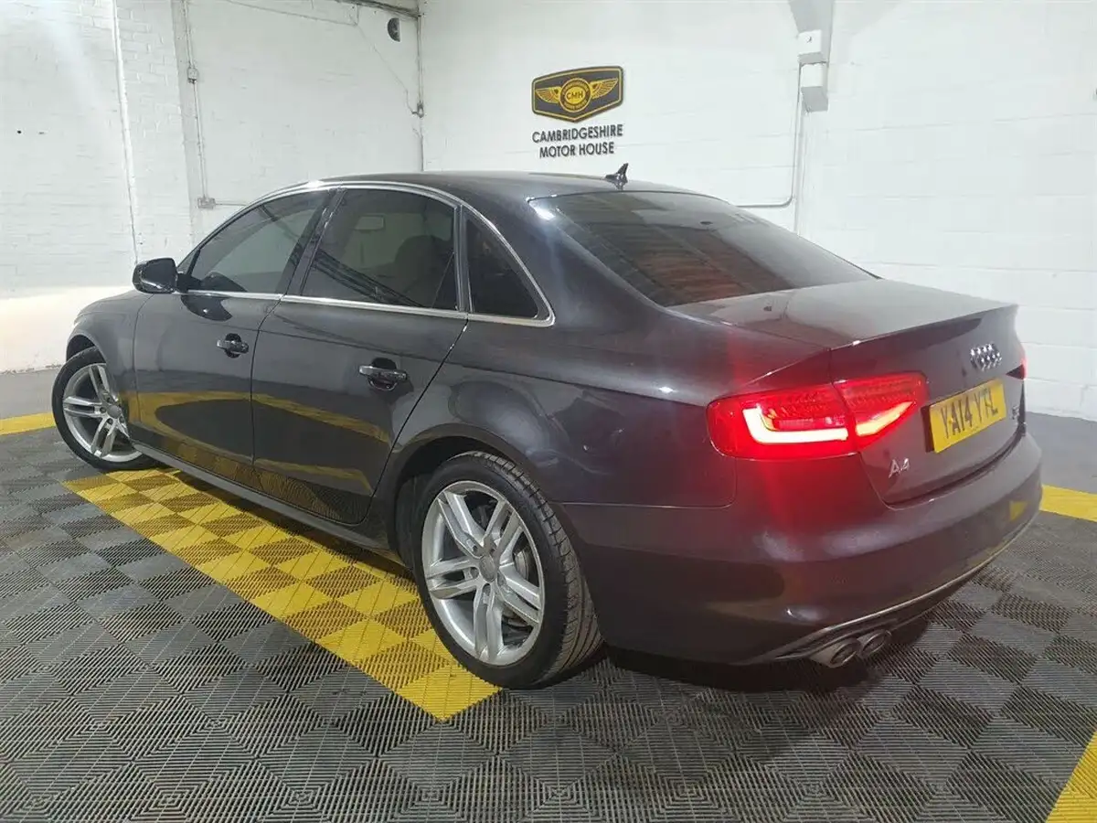 2014-audi-a4-20td-quattro-s-line-tronic-big-1