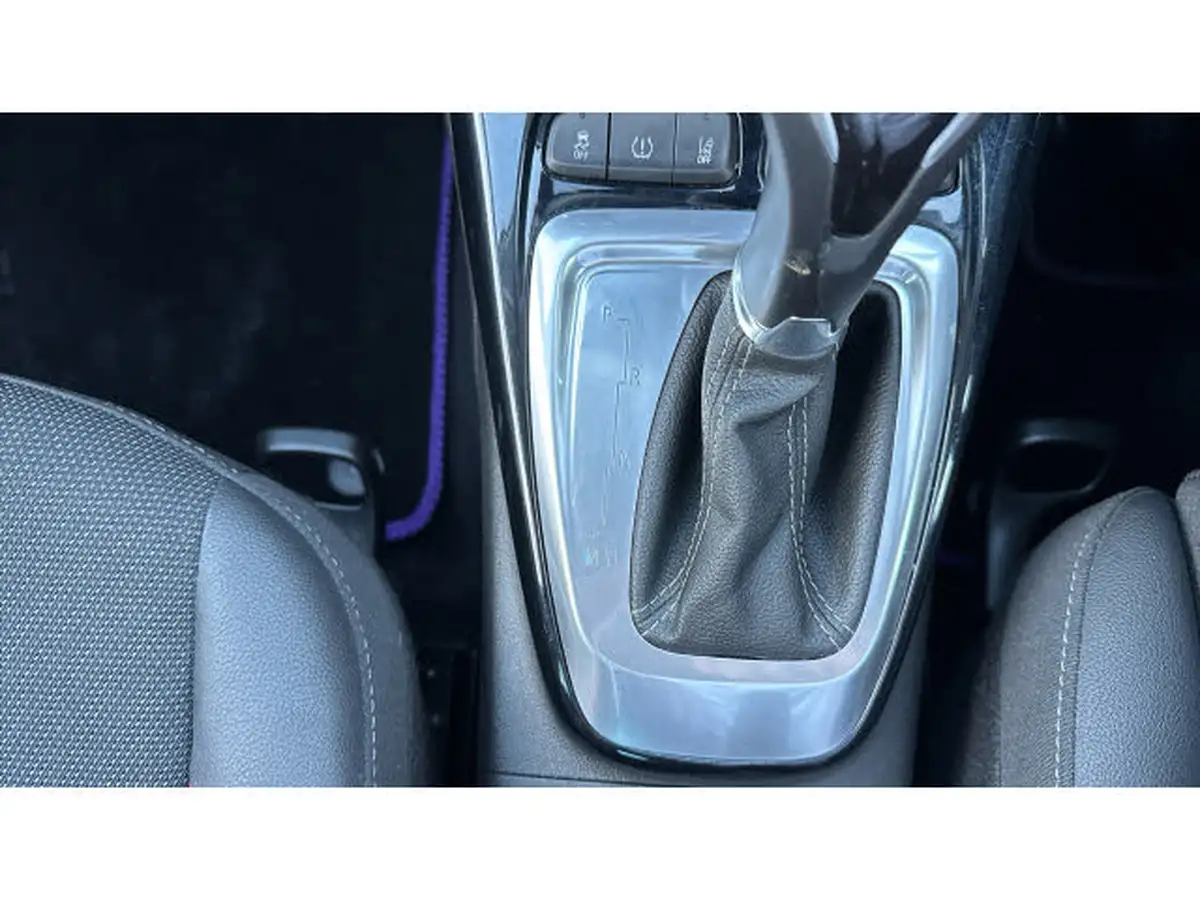 2022-vauxhall-crossland-12-gs-line-130ps-auto-big-35
