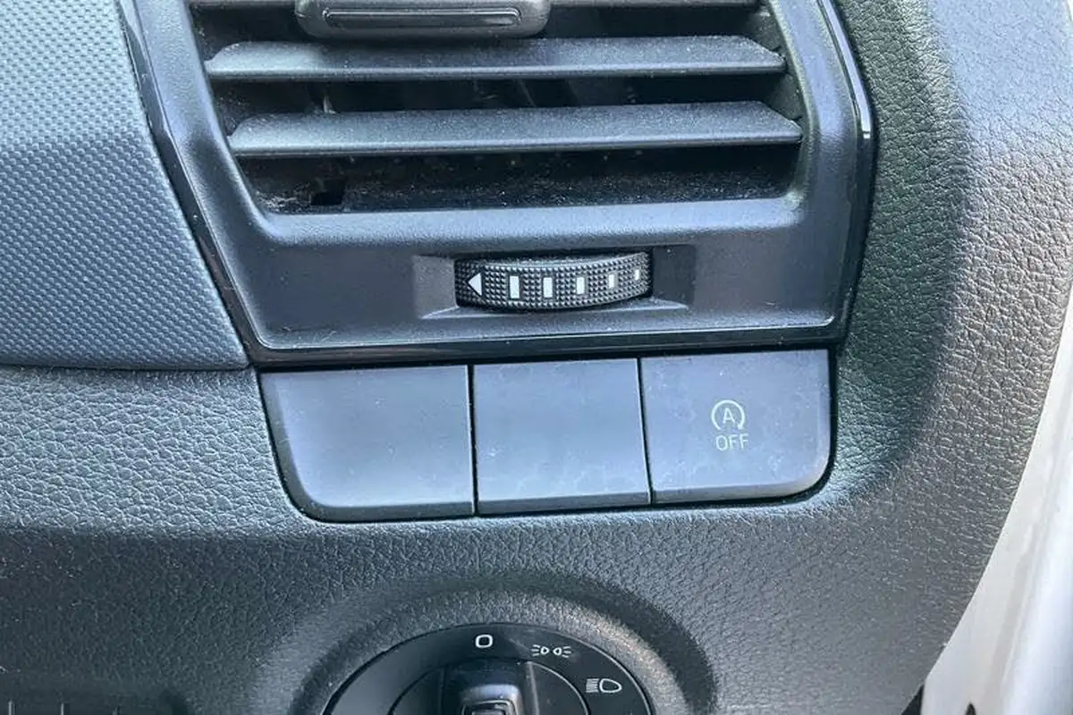 2018-skoda-fabia-10-mpi-s-plus-big-29