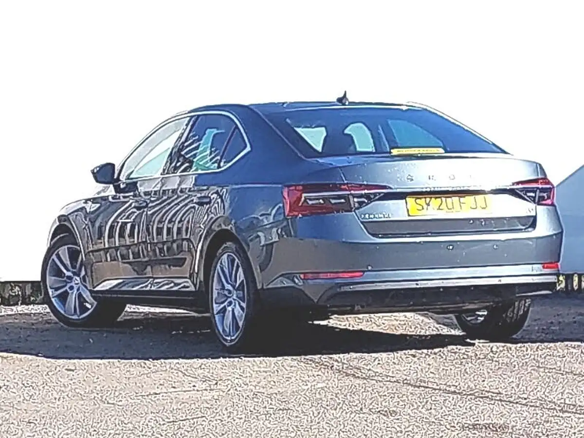 2020-skoda-superb-14-tsi-se-l-hatchback-big-1