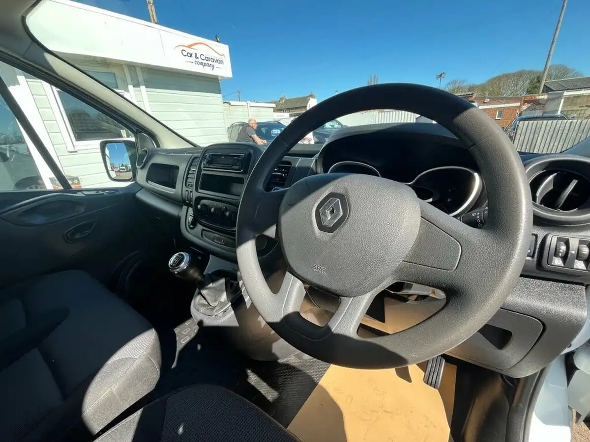 2021-renault-trafic-20dci-sl28-energy-120-business-big-13