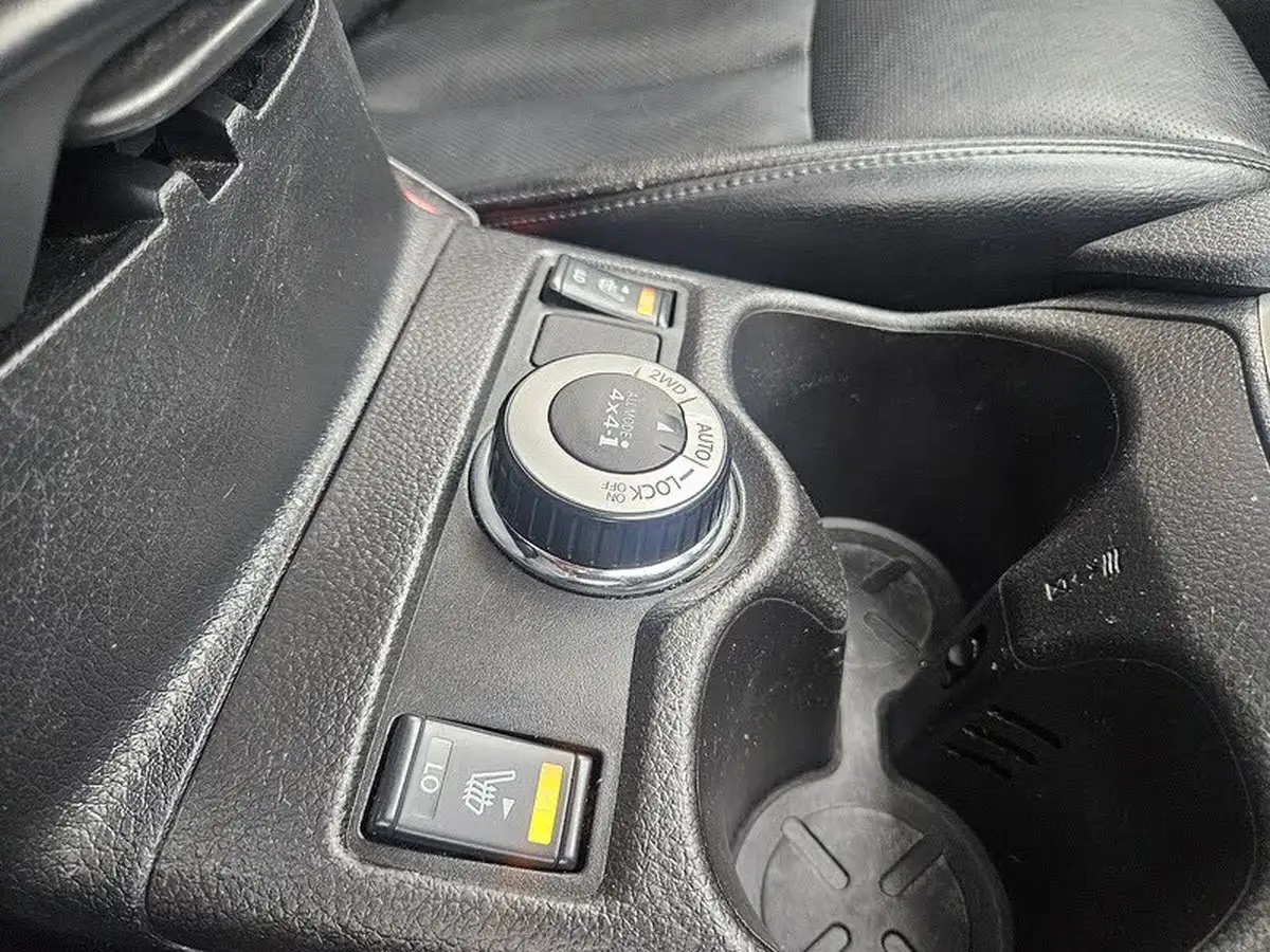 2014-nissan-x-trail-16dci-tekna-4x4-big-21
