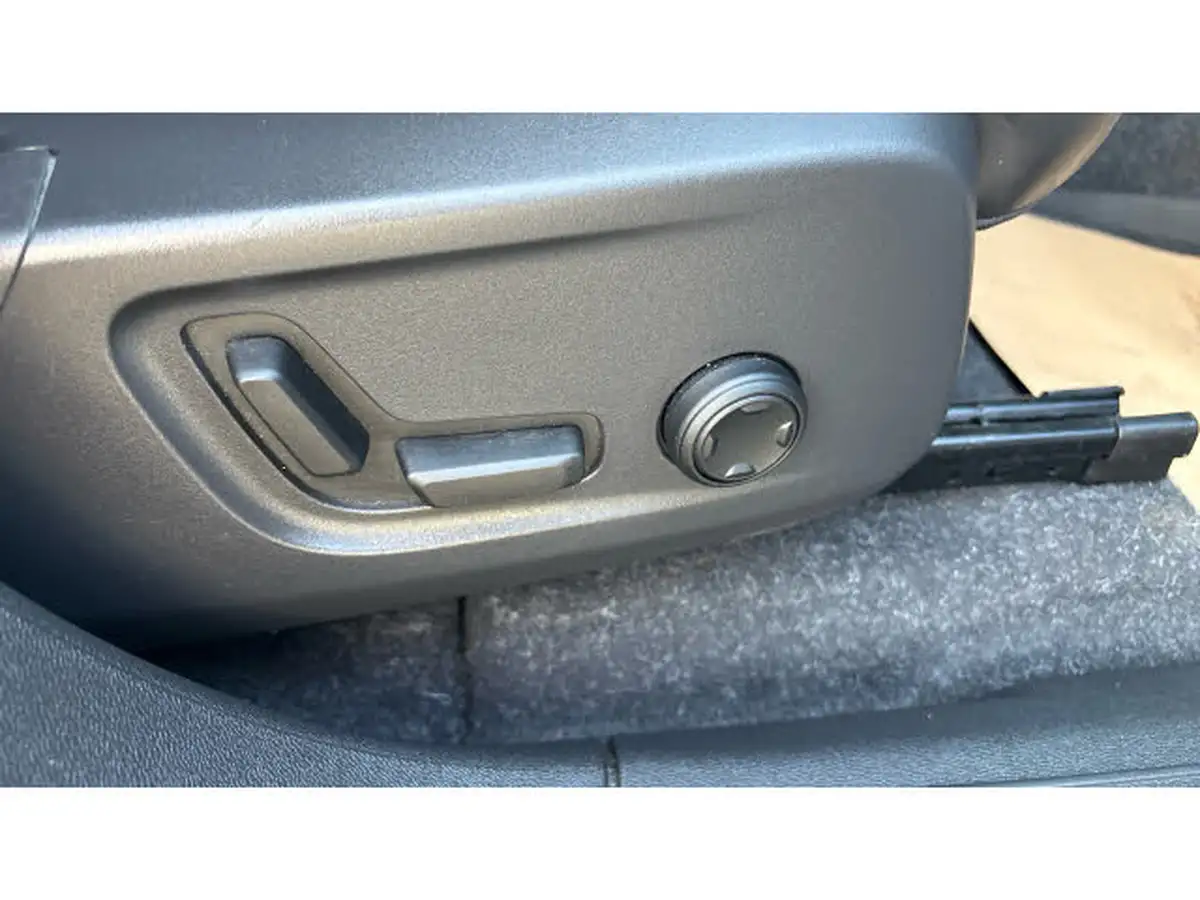 2021-volvo-xc40-e-twin-recharge-plus-big-43