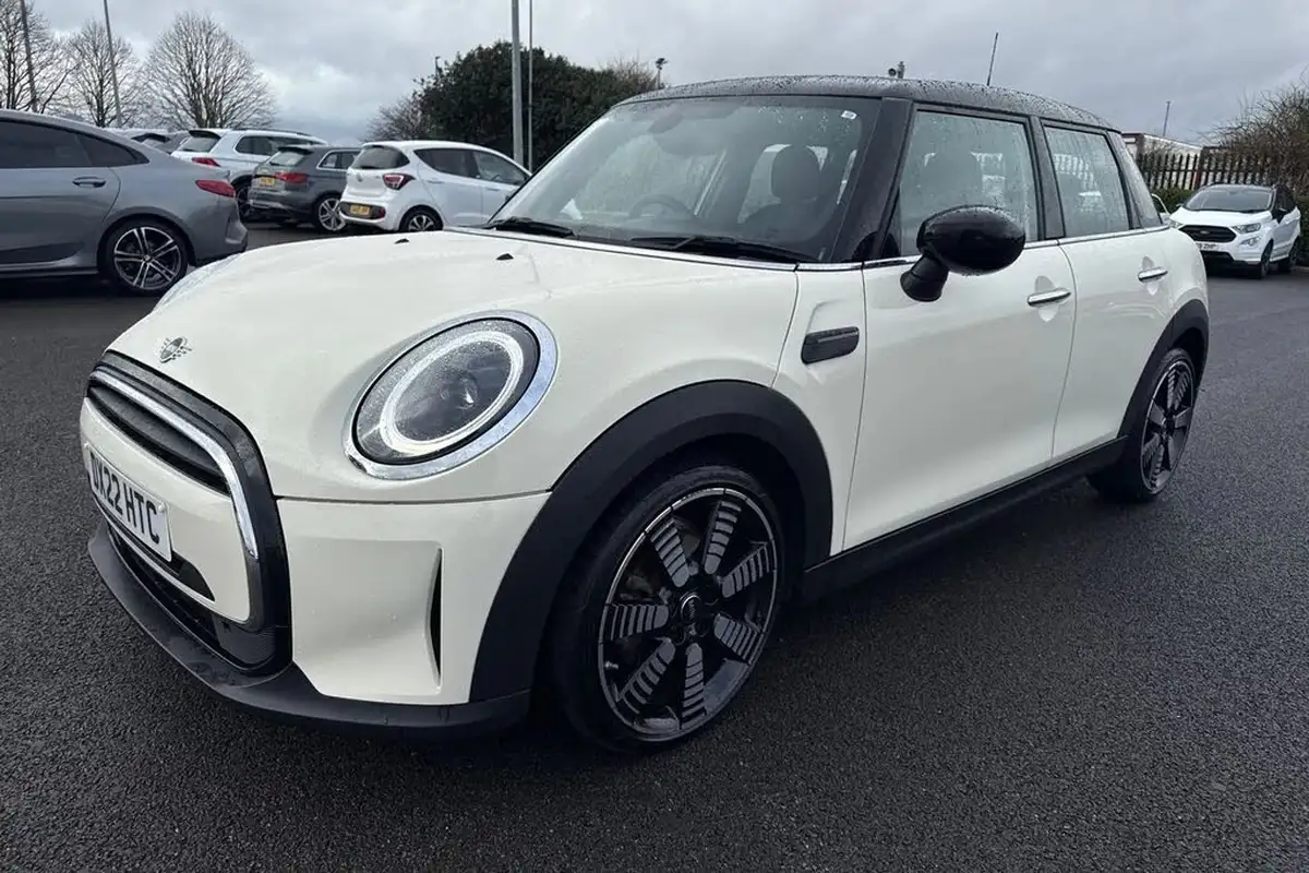 2022-mini-cooper-15-cooper-exclusive-hatchback-5d-big-50