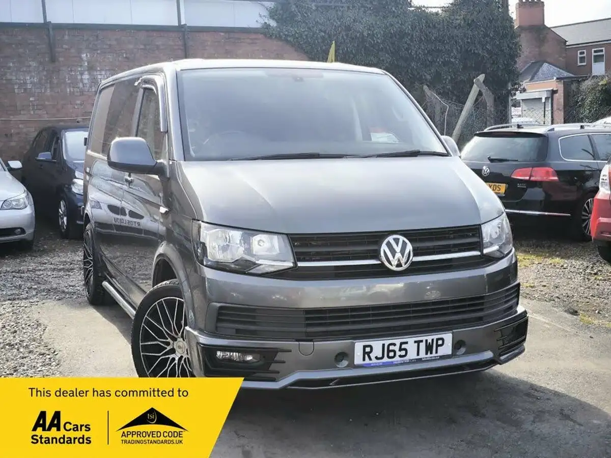 2015-volkswagen-transporter-20tdi-t30-highline-bmt-140ps-swb-panel-van-dsg-big-3