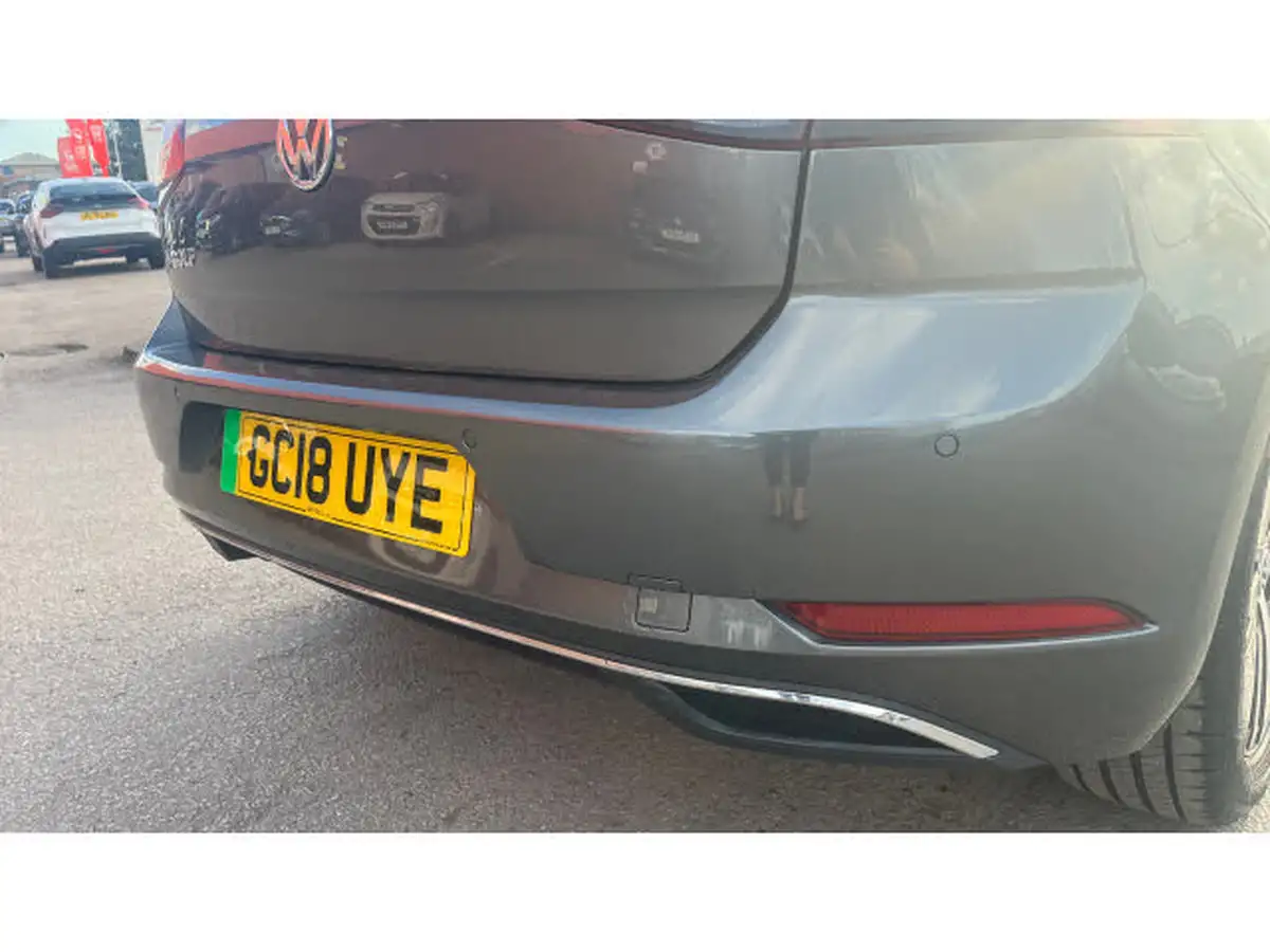 2018-volkswagen-golf-e-e-golf-big-20