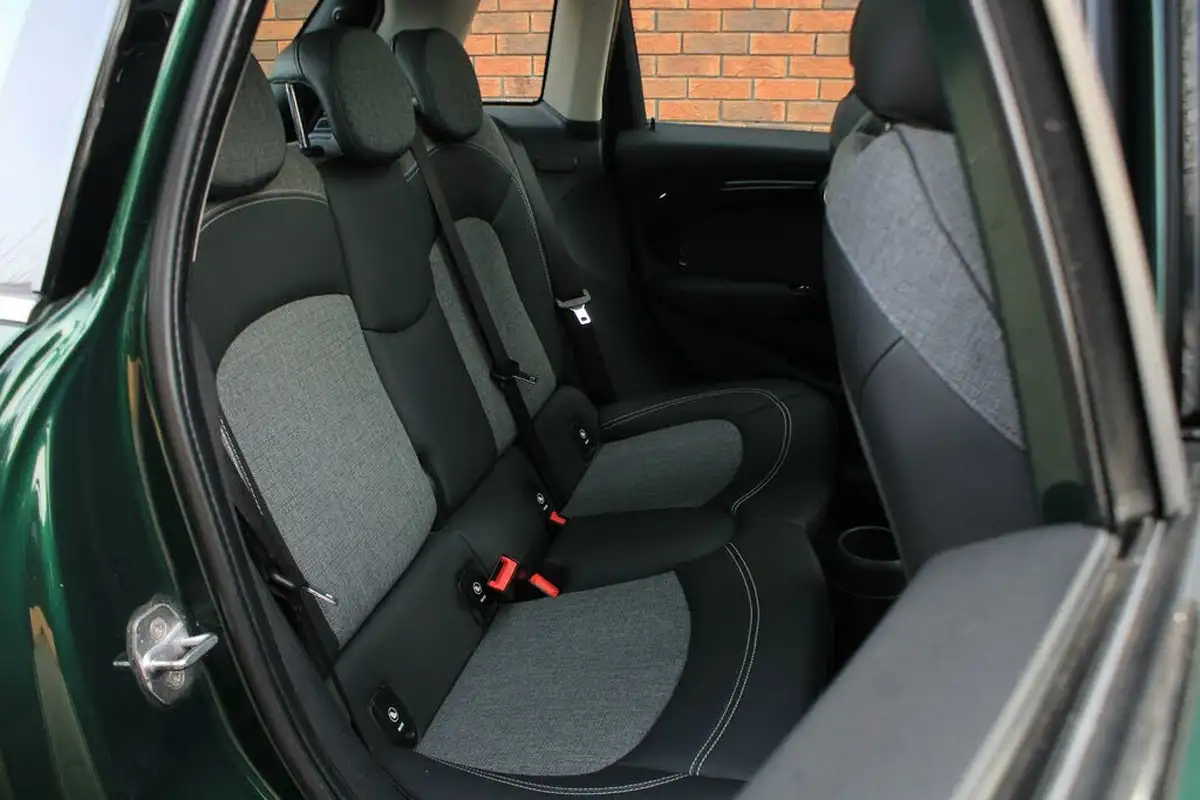 2015-mini-cooper-20-cooper-s-5d-sport-auto-big-9