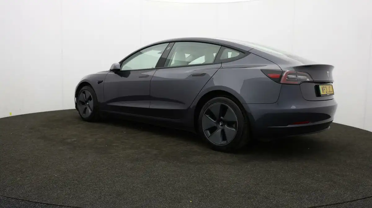2021-tesla-model-3-e-long-range-4x4-big-73