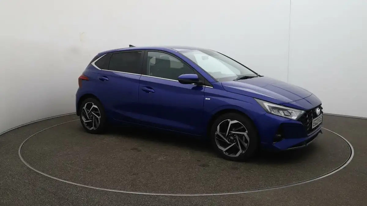 2023-hyundai-i20-10-t-gdi-premium-dct-big-45
