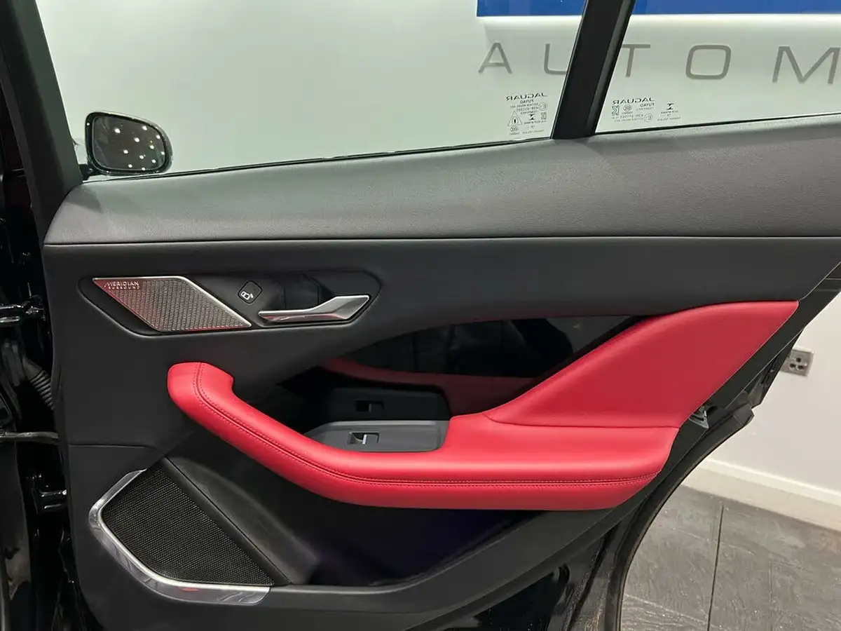 2019-jaguar-i-pace-ev400-hse-big-76