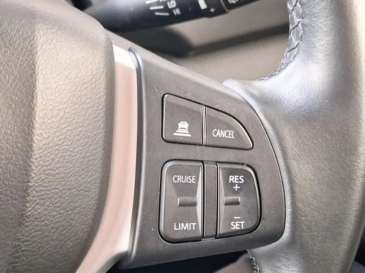 2021-suzuki-s-cross-14-boosterjet-motion-big-16
