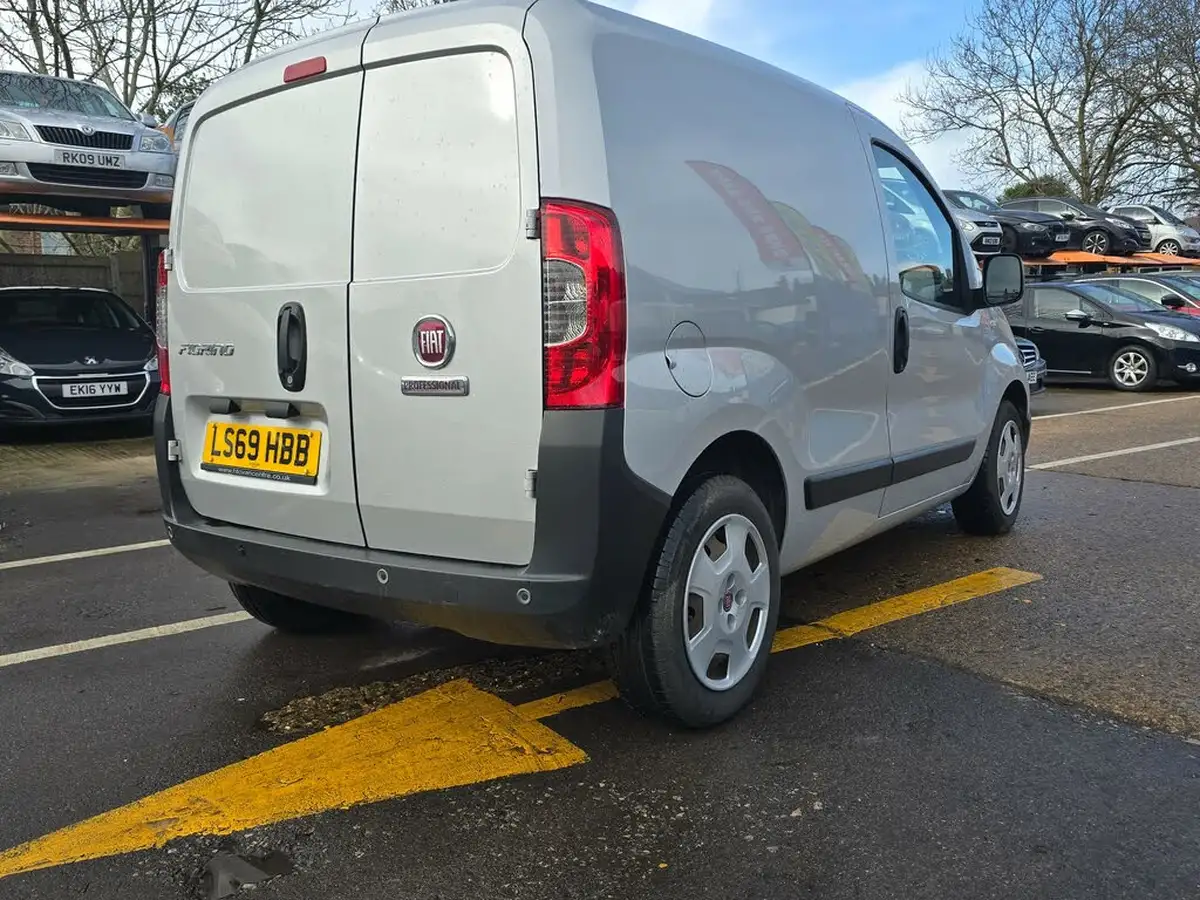 2019-fiat-fiorino-14-cargo-tecnico-8v-75-eu6dt-big-12
