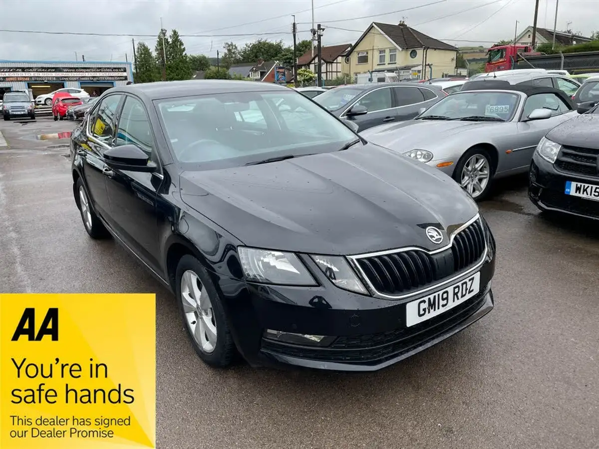 2019-skoda-octavia-10-tsi-se-technology-hatchback-dsg-big-0