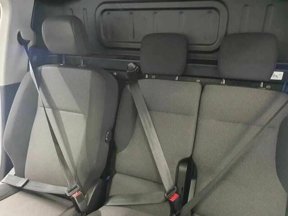 2021-toyota-proace-city-15d-icon-75hpeu6dt-e-l1-big-18
