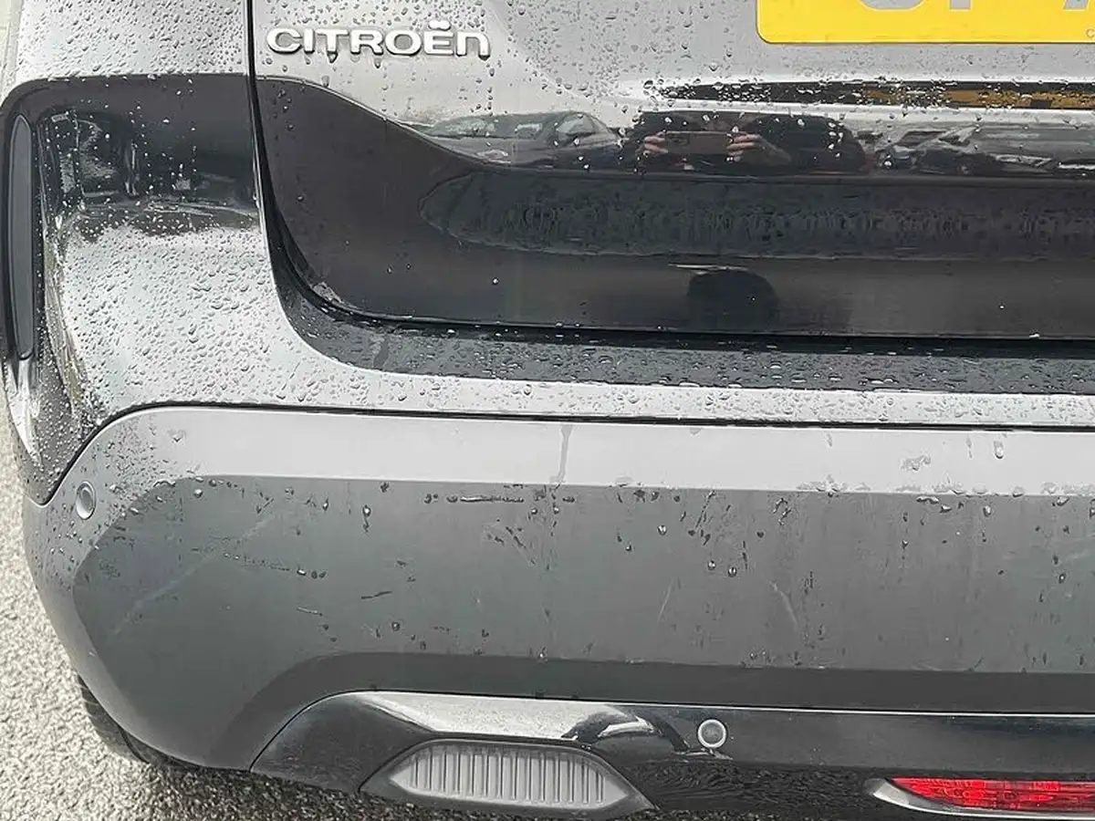 2022-citroen-c4-e-shine-big-12