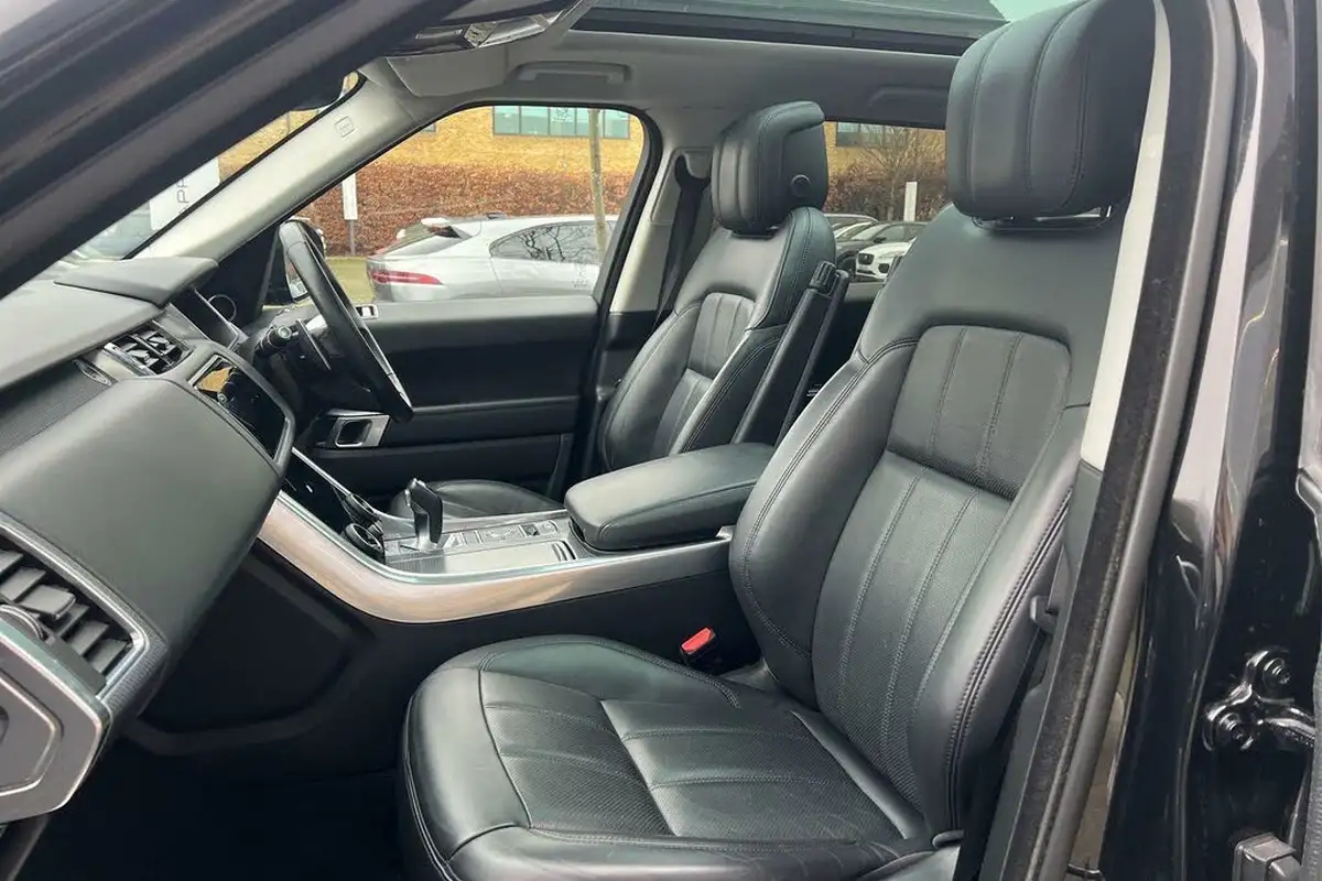 2020-land-rover-range-rover-sport-30-sd-v6-hse-dynamic-big-42